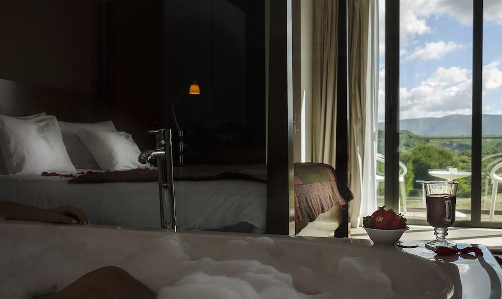 Real Abadia, Congress & Spa Hotel 알코바카 외부 사진