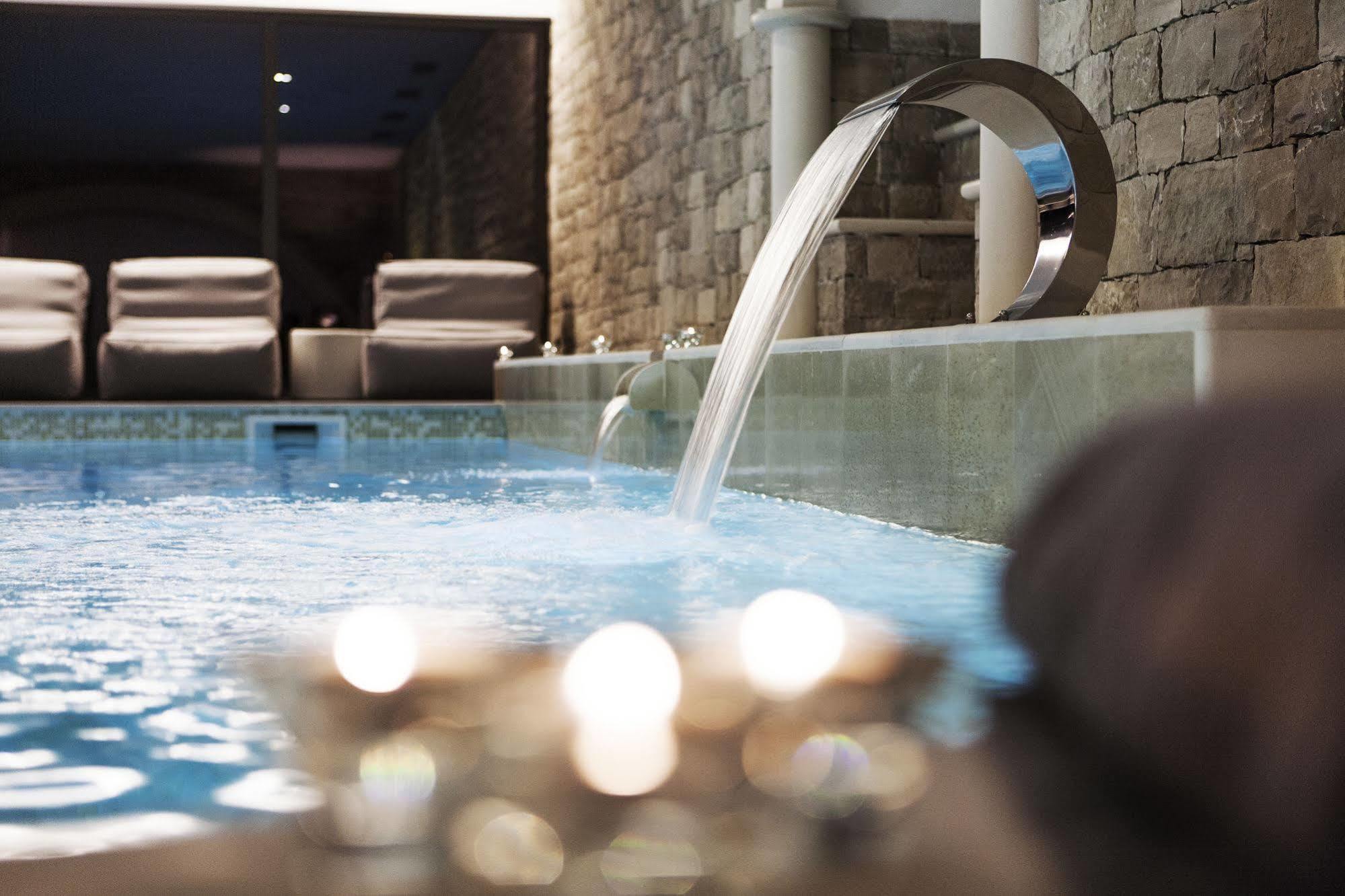 Real Abadia, Congress & Spa Hotel 알코바카 외부 사진